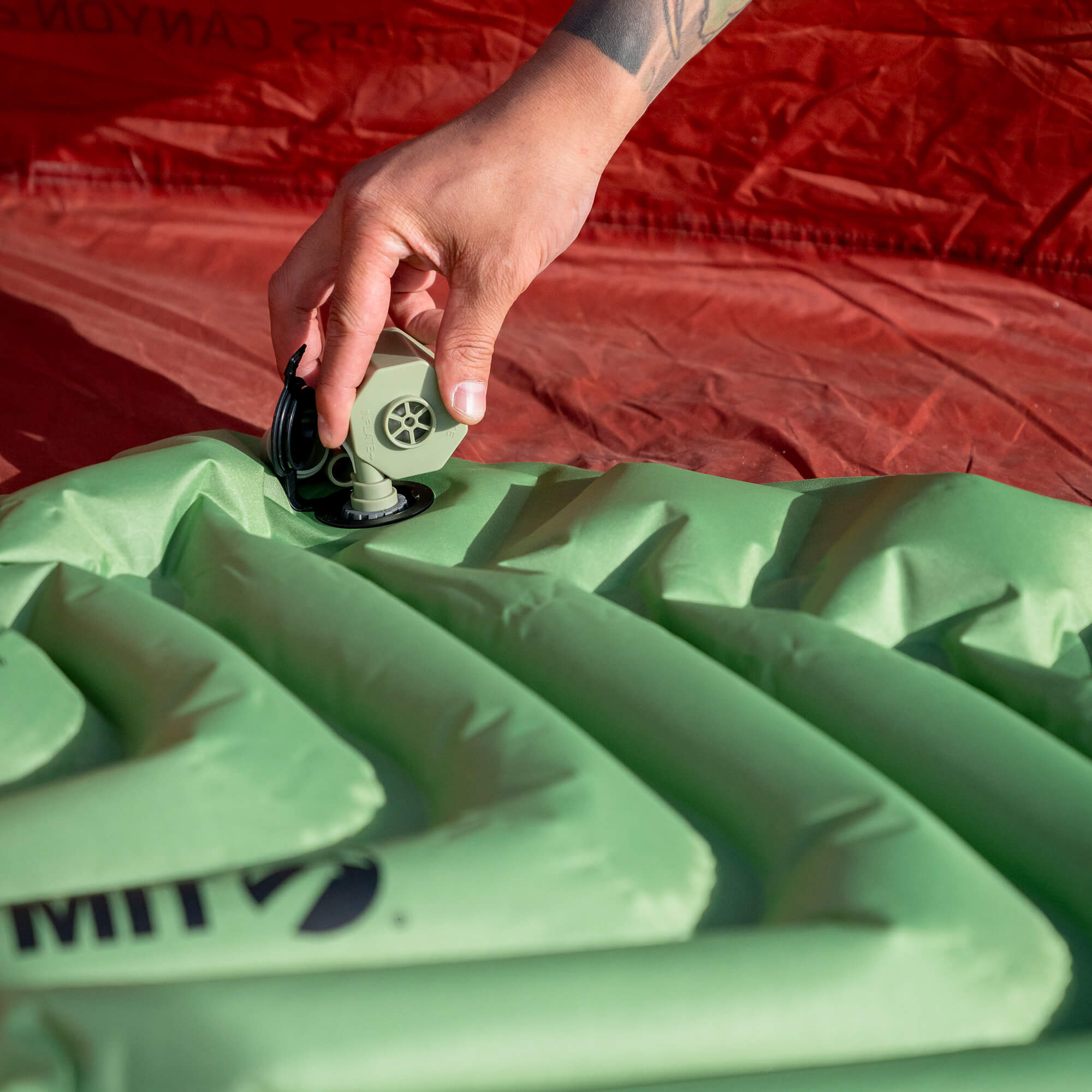 Static V Sleeping Pad, Green, Lifestyle Inflating with Pump